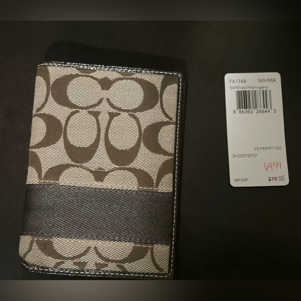 Coach Passport Case.  Brand new. Never used.